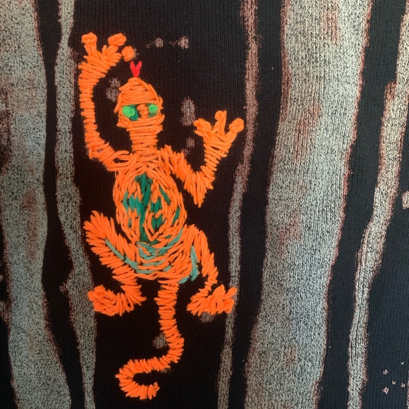 One of a Kind Tank Top - Picture 2 of 3